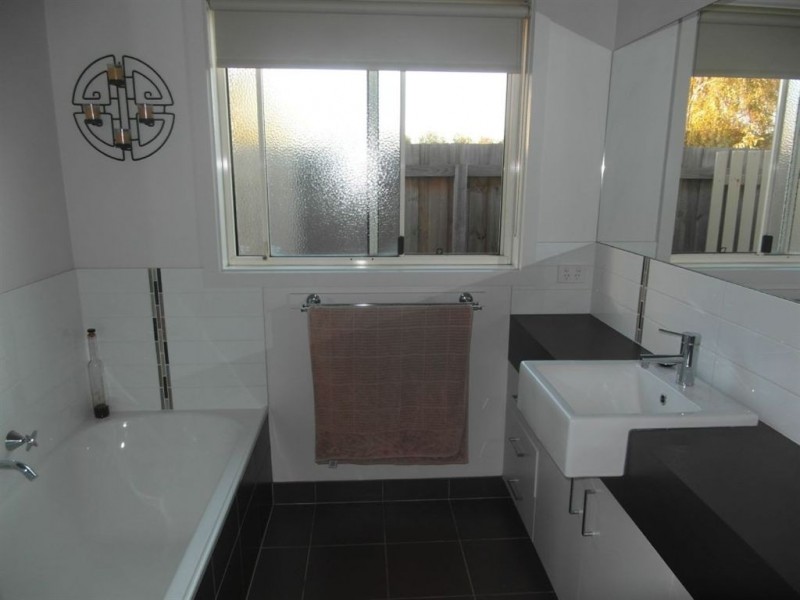 2A Powell Street, East Geelong VIC 3219