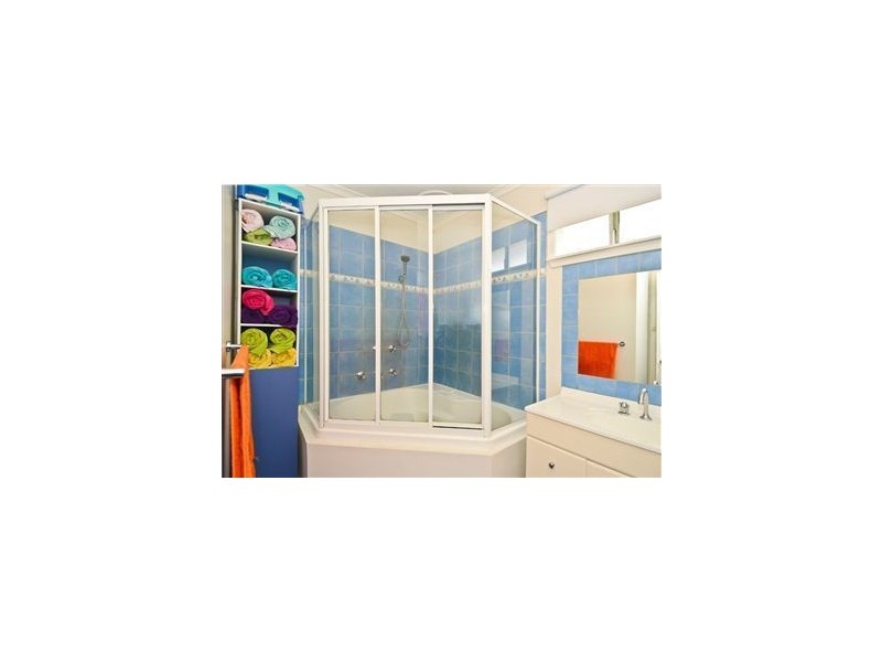 24 Hibiscus Crescent, Newcomb VIC 3219