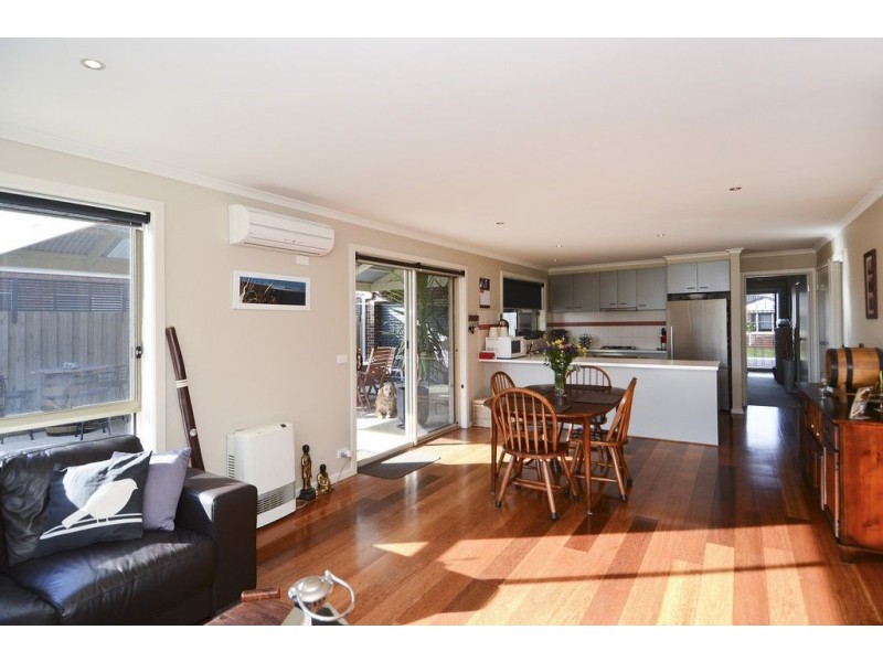 28 Carbine Drive, St Albans Park VIC 3219