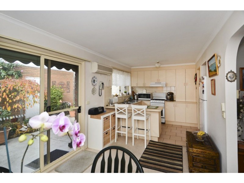 1/9 Drysdale Avenue, Newcomb VIC 3219