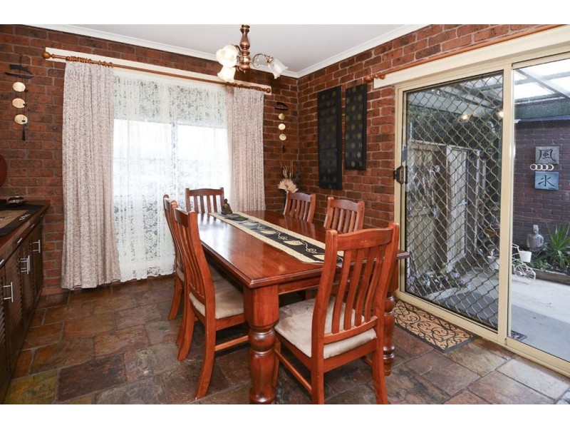 6 McGill Court, St Albans Park VIC 3219