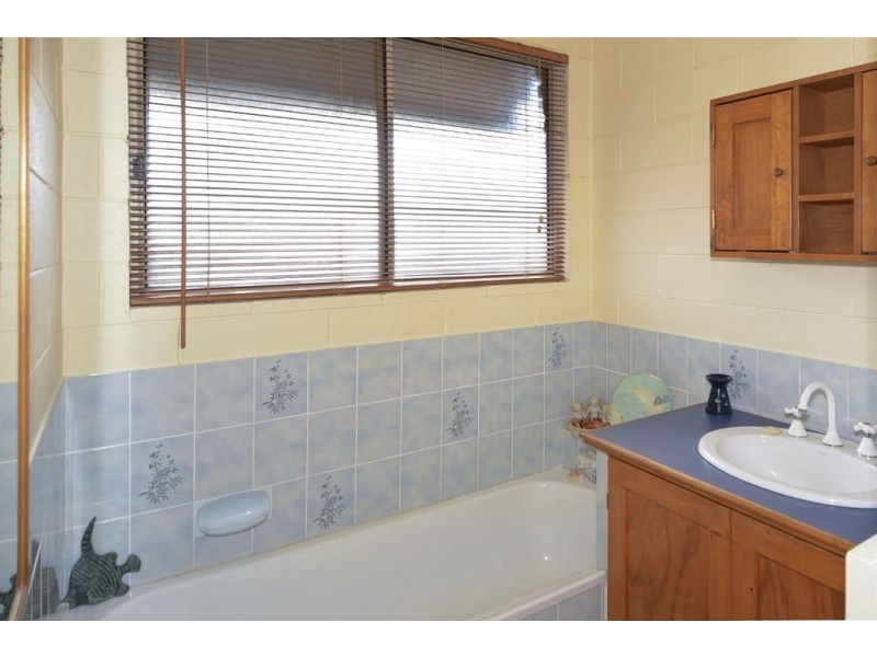 6 McGill Court, St Albans Park VIC 3219