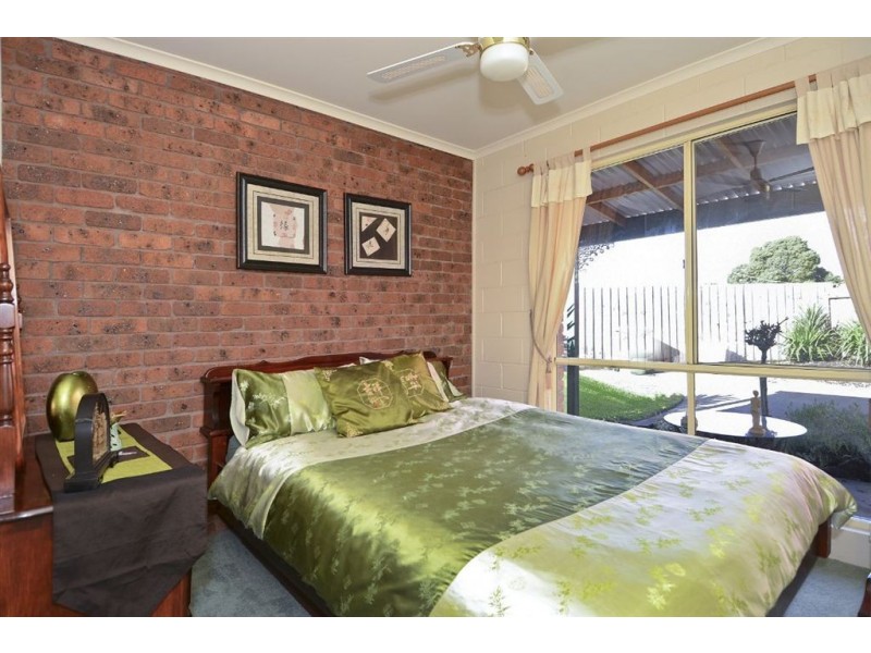 6 McGill Court, St Albans Park VIC 3219