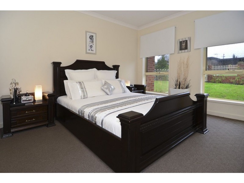 2/8 Flower Court, Grovedale VIC 3216