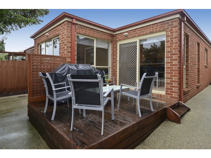 2/8 Flower Court, Grovedale VIC 3216