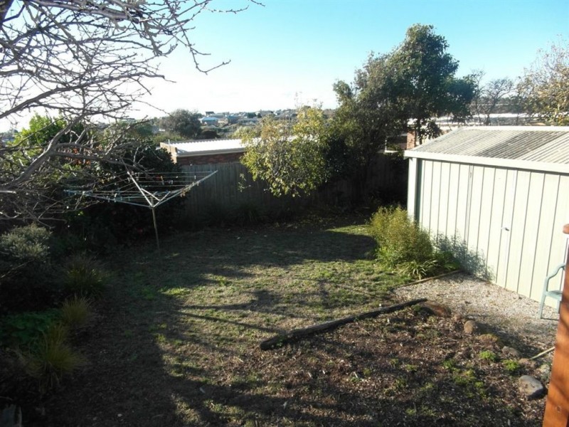 4 Donvale Drive, Leopold VIC 3224