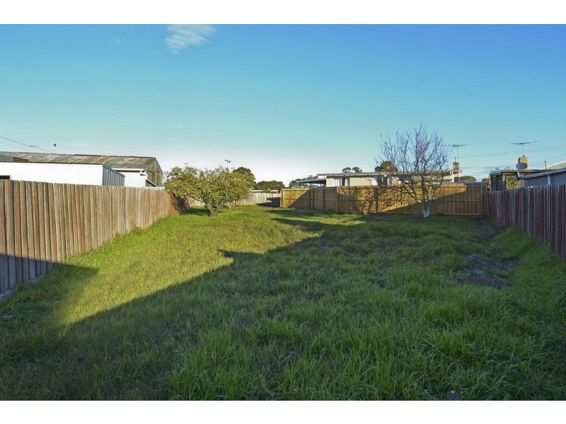 2/4 Willana Avenue, Hamlyn Heights VIC 3215