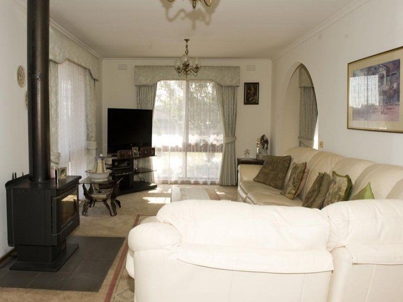 49 Boonderabbi Drive, Clifton Springs VIC 3222