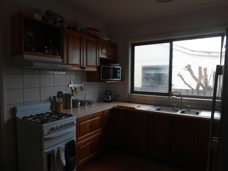 37 Miller street, Newcomb VIC 3219