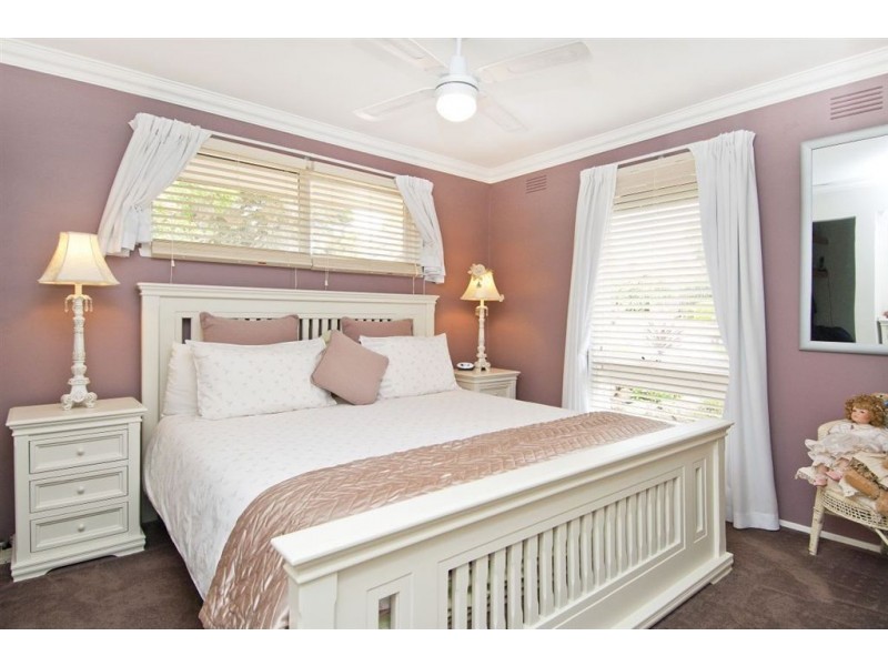 86 Simons Road, Leopold VIC 3224