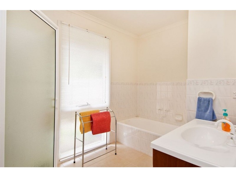 86 Simons Road, Leopold VIC 3224