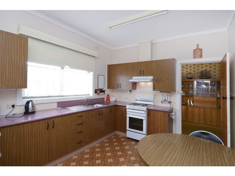 3 Cecil Court, Newcomb VIC 3219