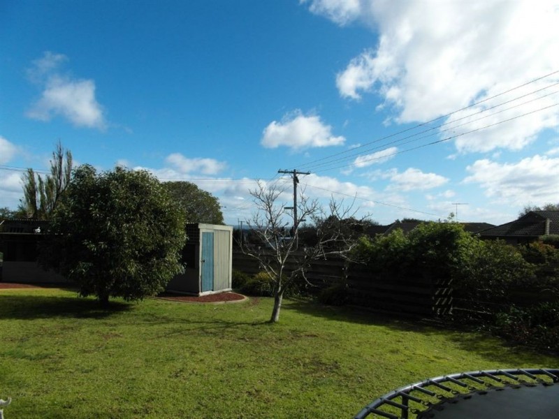 23 Cresta Crescent, Leopold VIC 3224