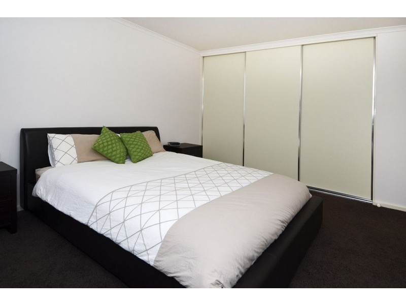 2/86 Bellarine Highway, Newcomb VIC 3219