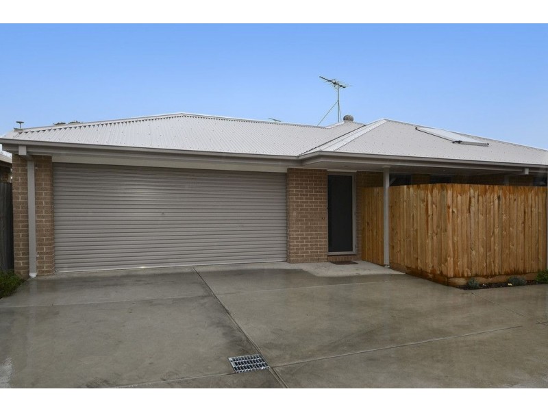 2/86 Bellarine Highway, Newcomb VIC 3219