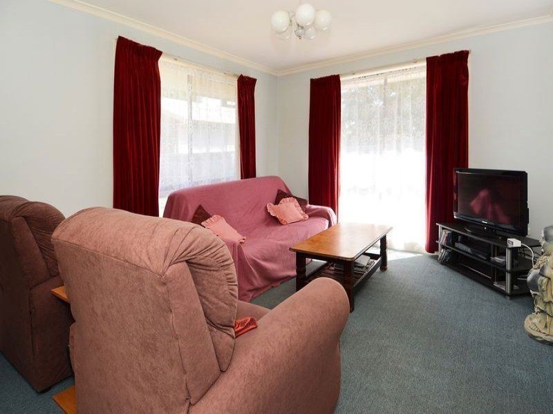 7 Planet Court, Whittington VIC 3219