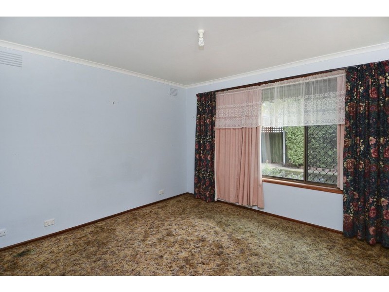 28 Melva Crescent, Whittington VIC 3219