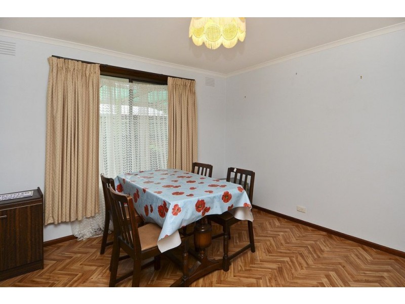 28 Melva Crescent, Whittington VIC 3219