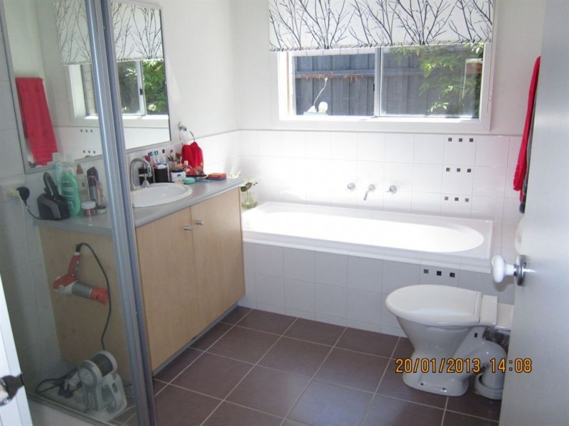 2/23 Bayfield Court, Newcomb VIC 3219