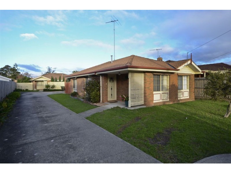 1/9 Drysdale Avenue, Newcomb VIC 3219