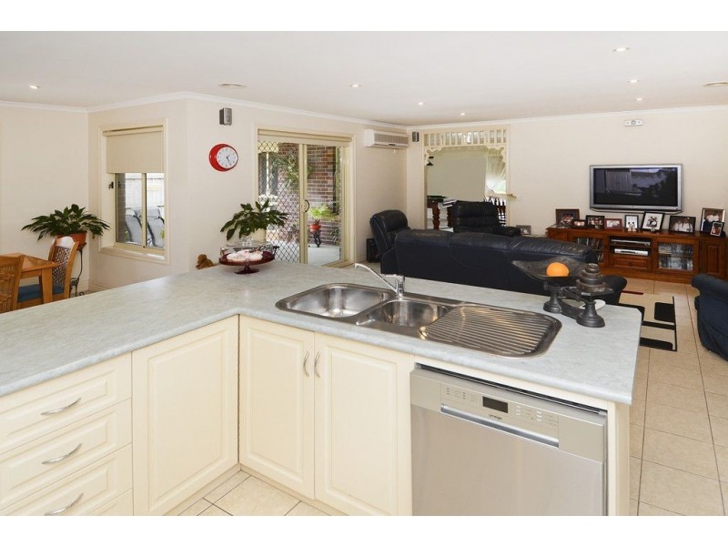 14 Tresco Court, St Albans Park VIC 3219