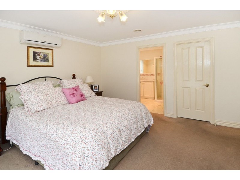 14 Tresco Court, St Albans Park VIC 3219