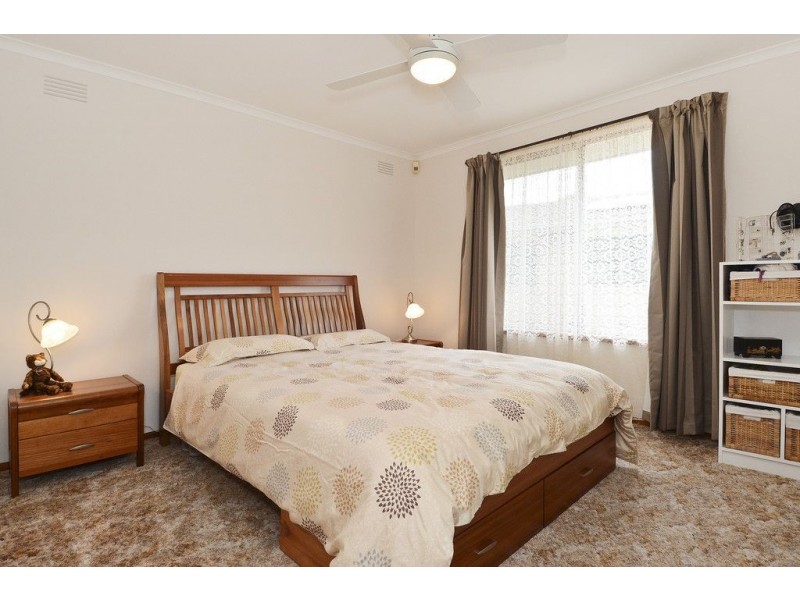 31 Melva Crescent, Whittington VIC 3219