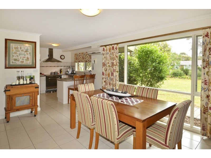 4 Wiggs Road, Moolap VIC 3221