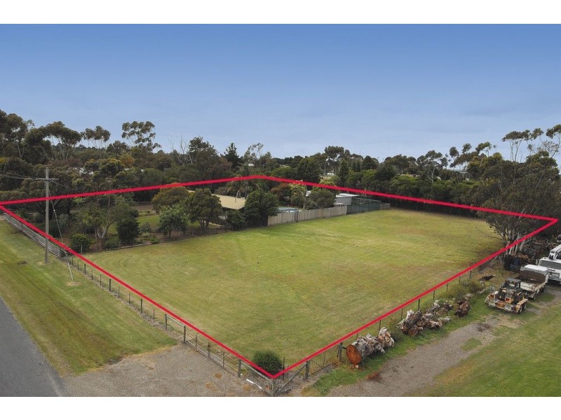4 Wiggs Road, Moolap VIC 3221