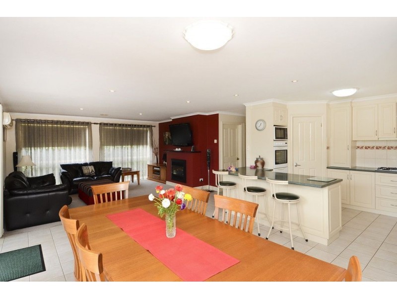 9 Taras Court, St Albans Park VIC 3219