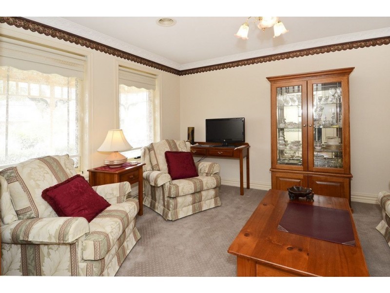 9 Taras Court, St Albans Park VIC 3219