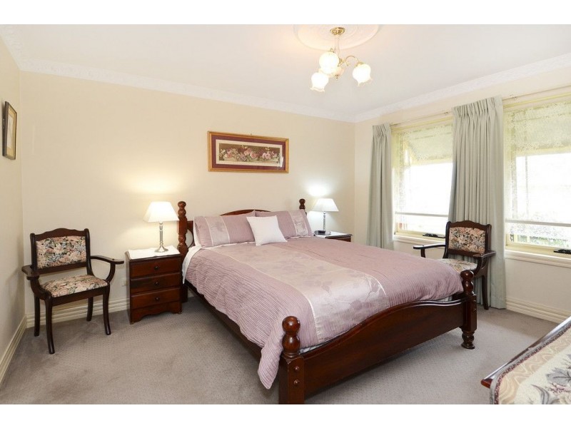 9 Taras Court, St Albans Park VIC 3219