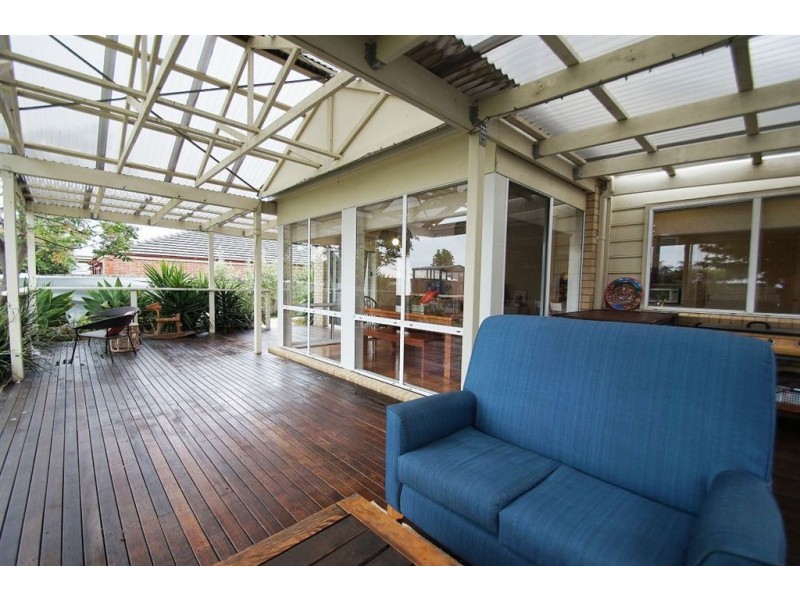 17 Cadarga Court, Grovedale VIC 3216