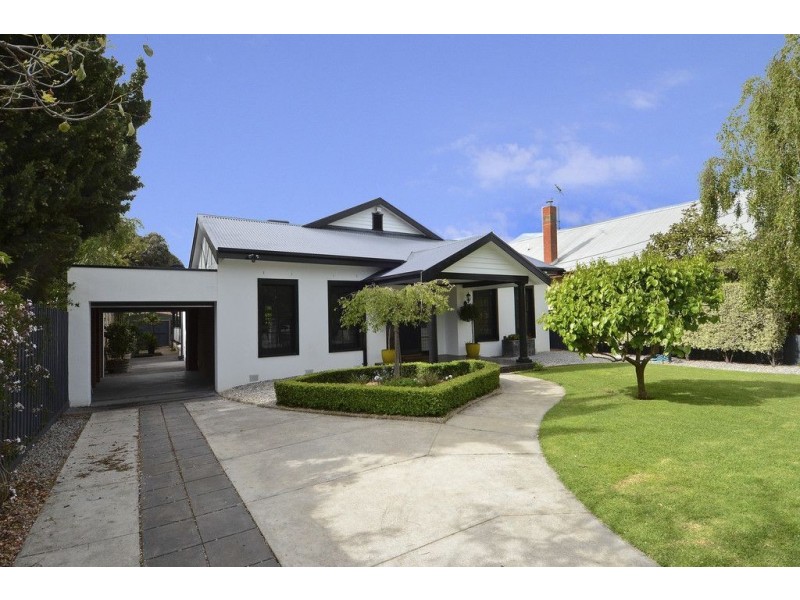 10 Drumcondra Avenue, Drumcondra VIC 3215