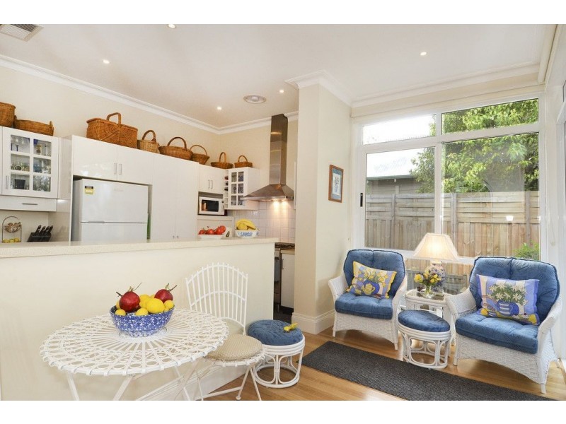 10 Drumcondra Avenue, Drumcondra VIC 3215