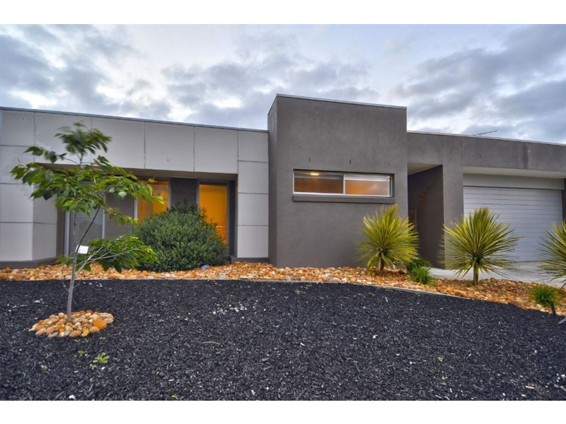 62 Curtain Drive, Leopold VIC 3224