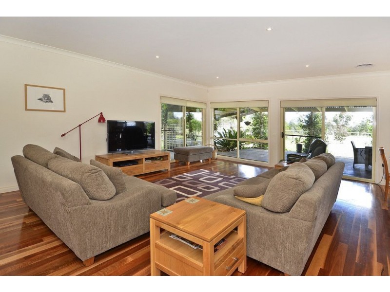 15 Fleurs Lane, Batesford VIC 3221