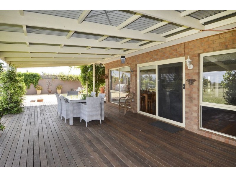 15 Fleurs Lane, Batesford VIC 3221