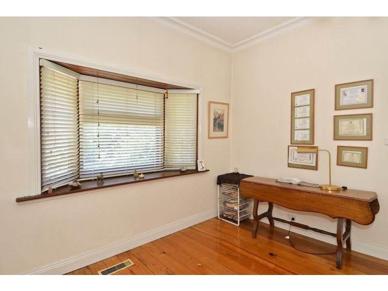 9 Normanby St, East Geelong VIC 3219