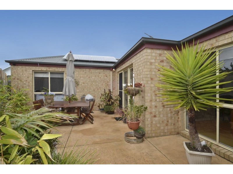 3/40 Glover  St, Newcomb VIC 3219