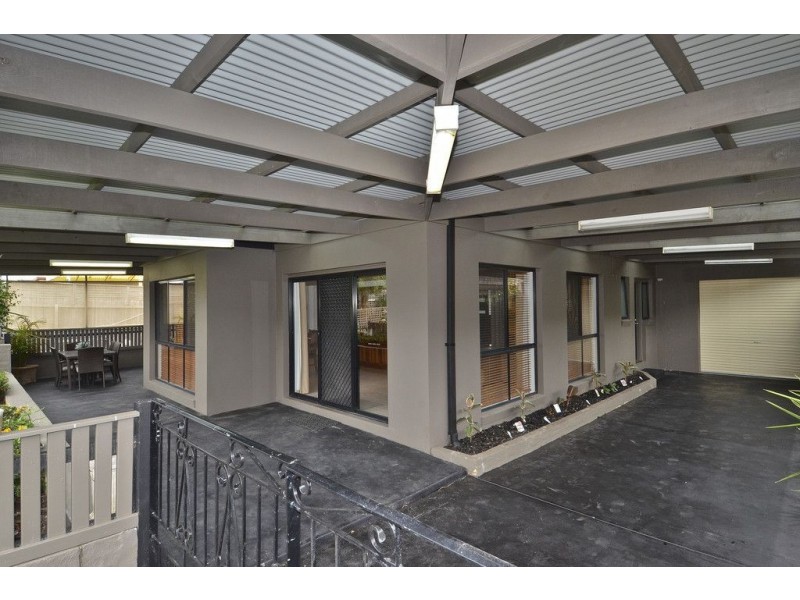 37 Koonangurt St, Leopold VIC 3224