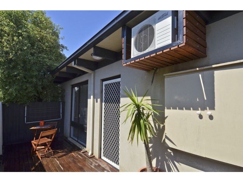3/30 Albert St, Geelong West VIC 3218