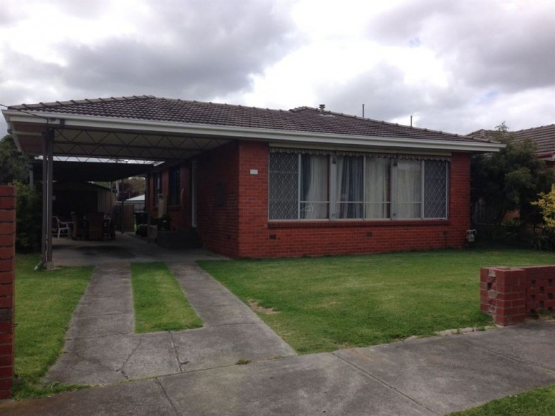 15 Saturn Street, Newcomb VIC 3219