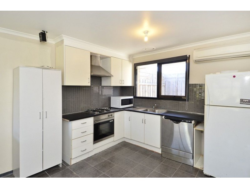 4/4-6 Enfield Dve, St Albans Park VIC 3219