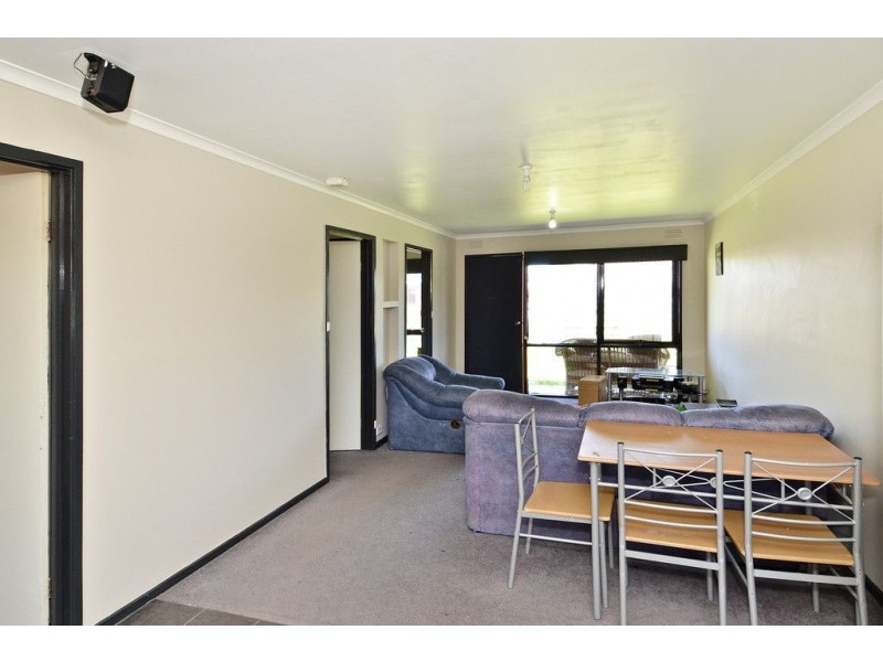 4/4-6 Enfield Dve, St Albans Park VIC 3219