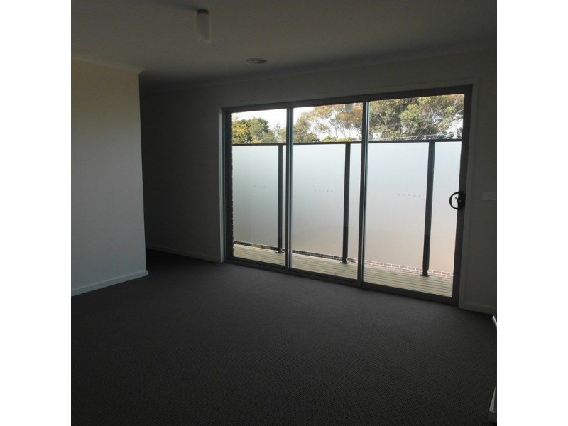 4/2-4 Godfrey Street, East Geelong VIC 3219