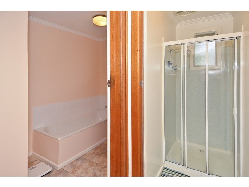 3 Anthony St, Newcomb VIC 3219
