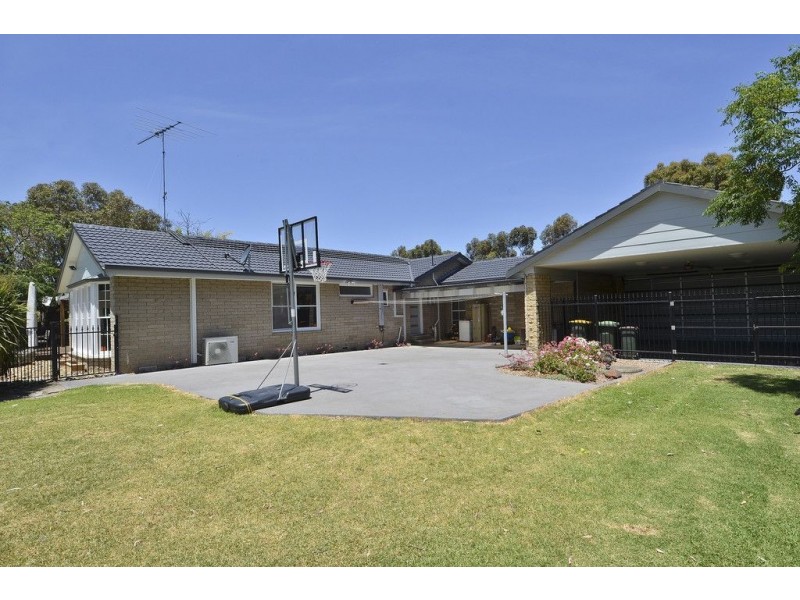 17 Cooney St, Moolap VIC 3221