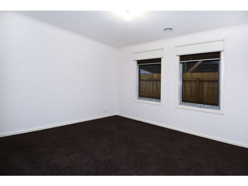 2/86 Bellarine Highway, Newcomb VIC 3219