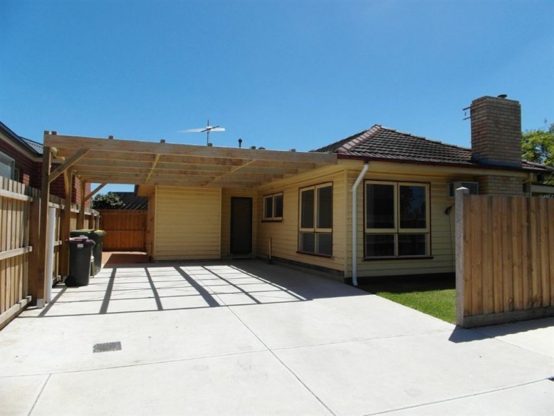 26 Ivy Street, Newcomb VIC 3219